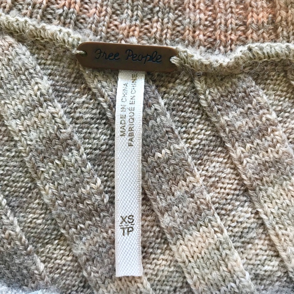 Free People Cropped Sweater - Picture 4 of 4